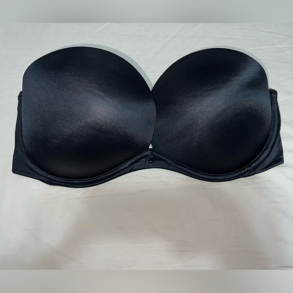 Victoria’s Secret Strapless Bra
